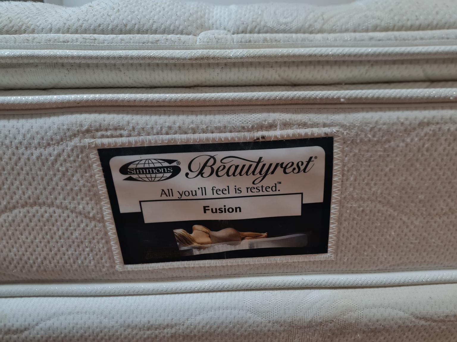 Simmons Beauty Rest Fusion Queen Bed Base and Mattress Shop Zone