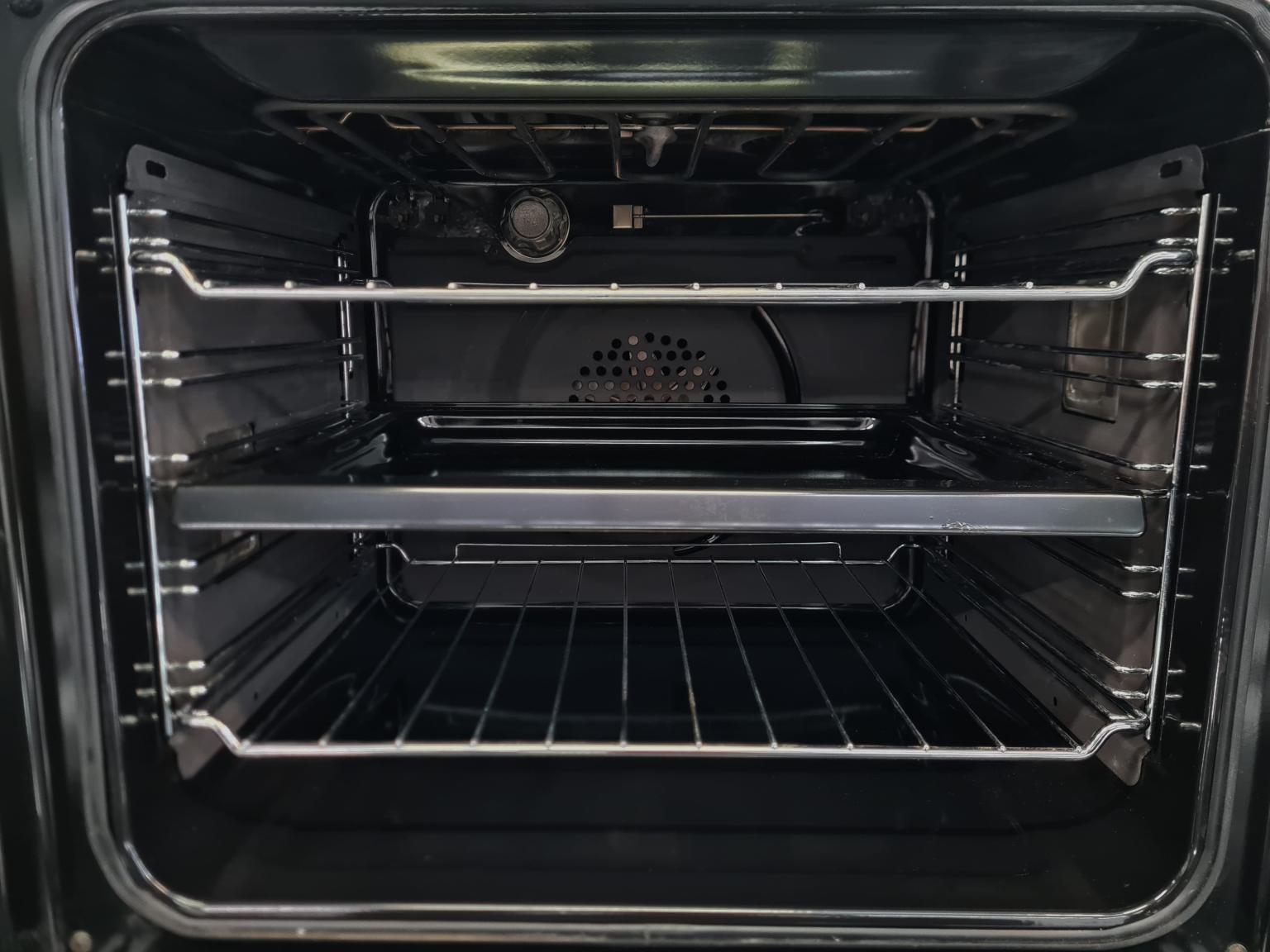 Westinghouse WVE636S 60cm Electric BuiltIn Full Double Oven Shop Zone