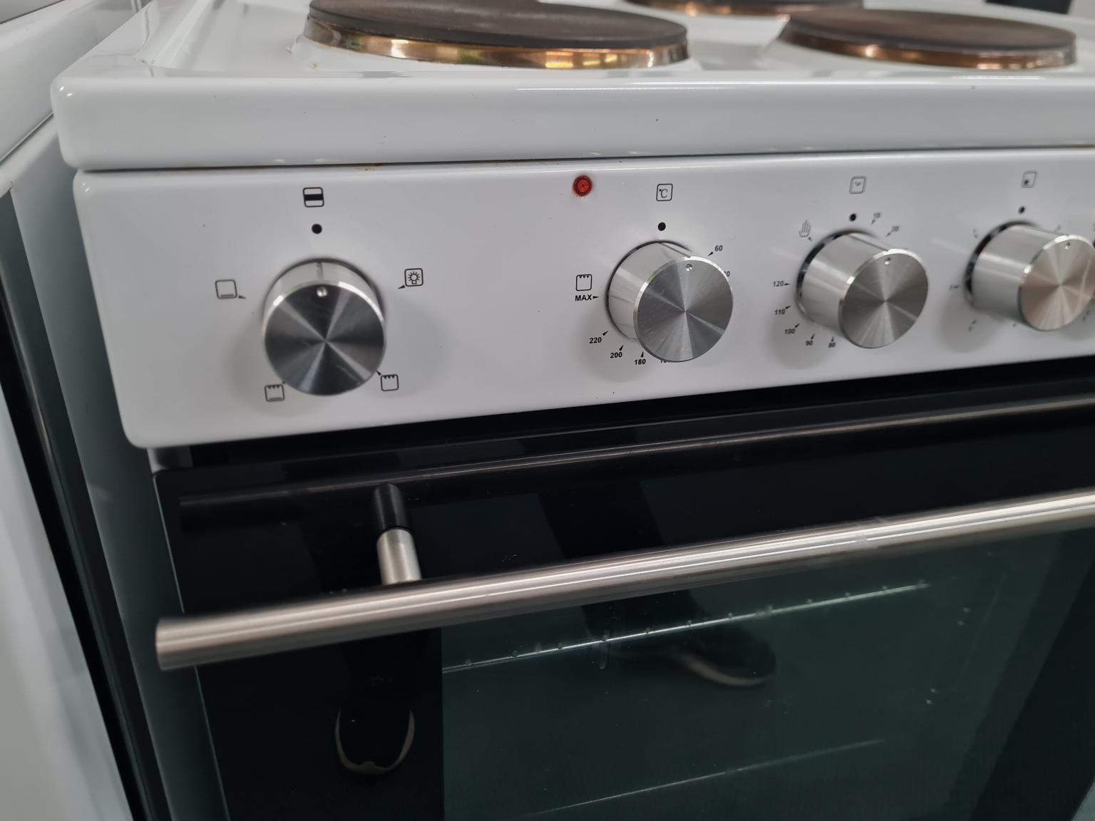 Robinhood Freestanding Oven 60cm, 80L, 4 Function White Shop Zone