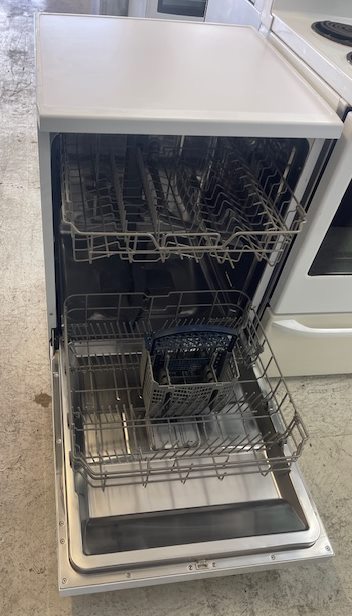 open samsung dishwasher.jpg