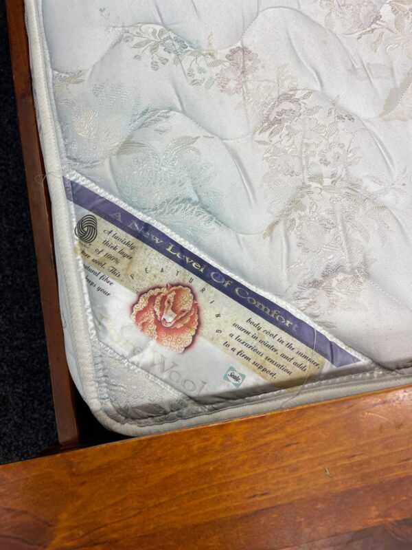 Solid wood Queen bed 4.jpeg