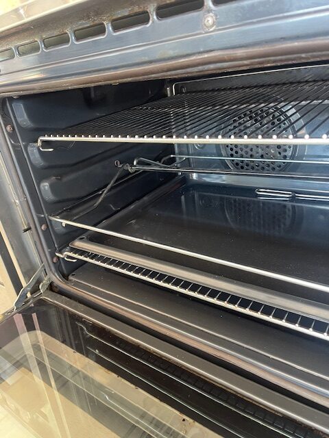 smeg 90 inside 2.jpg